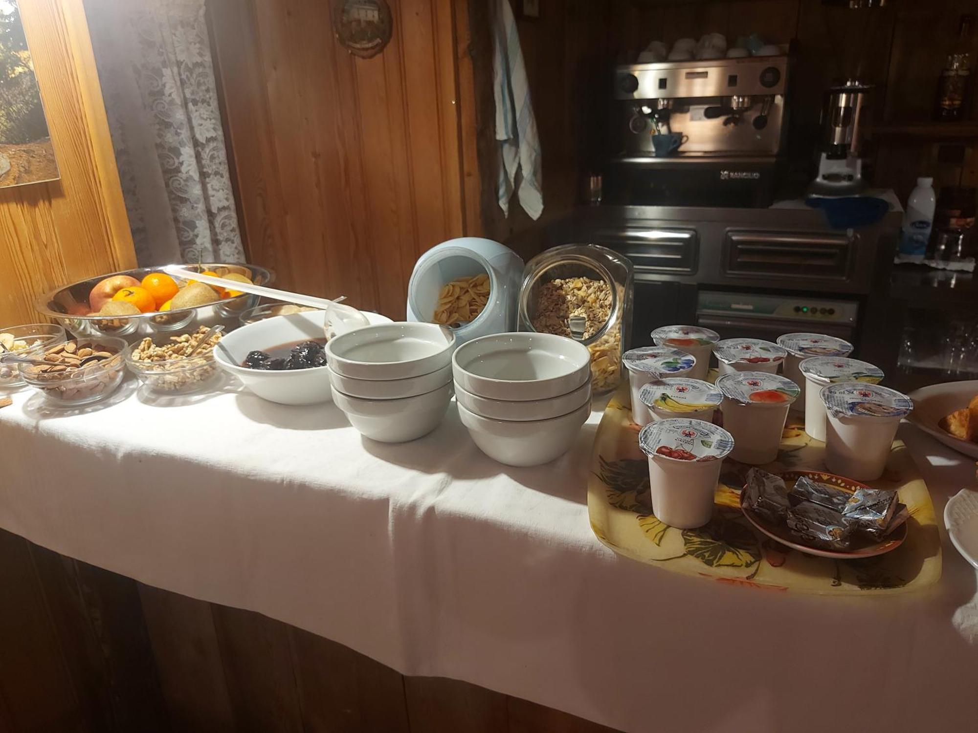 Le Vieux Rascard Chambres D'Hotes Champoluc Εξωτερικό φωτογραφία