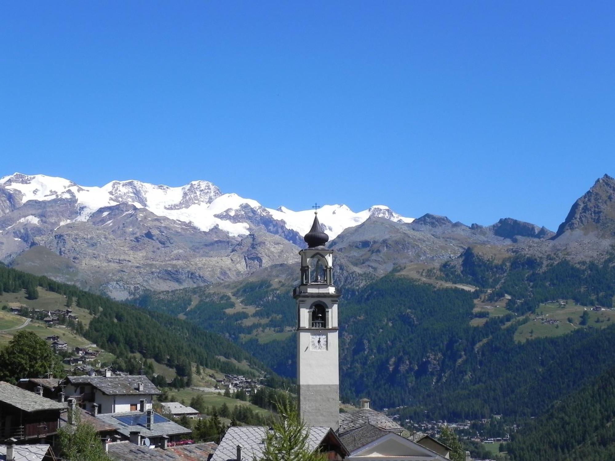 Le Vieux Rascard Chambres D'Hotes Champoluc Εξωτερικό φωτογραφία